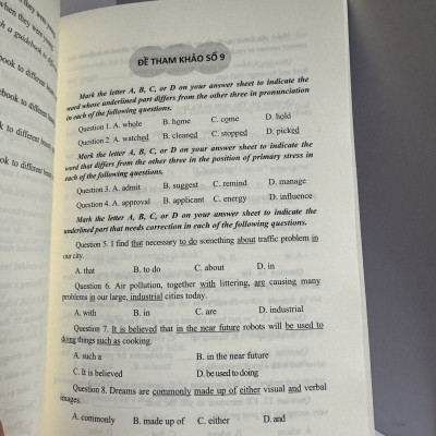 (Kèm lời giải chi tiết) HACK NÃO 25 ĐỀ LUYỆN THI VÀO 10 MÔN TIẾNG ANH  –  Nhiều tác giả – Sputnik – NXB Thế giới