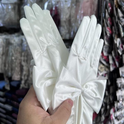 Găng tay cô dâu phi bóng xẻ cổ tay hở đính nơ phi mẫu đẹp Giangpkc SP2214266