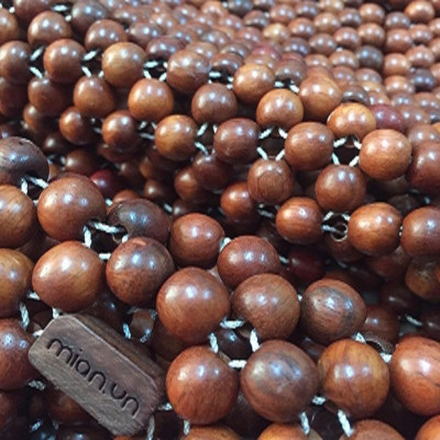 Chiếu Hạt Gỗ Hương Đỏ , kích thước 1,5mx1,9m hạt 1.2cm - Chiếu gỗ Mian .vn ( video , hình thật )