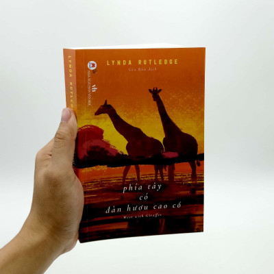 Phía Tây Có Đàn Hươu Cao Cổ - West With Giraffes