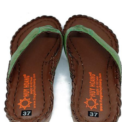 Dép nữ Huy Hoàng da đà điểu màu xanh lá HT7411