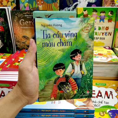 Tia Cầu Vồng Màu Chàm - Văn Học Tuổi Hoa