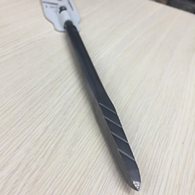 Mũi đục nhọn tự mài SDS Plus 250mm Makita B-64238