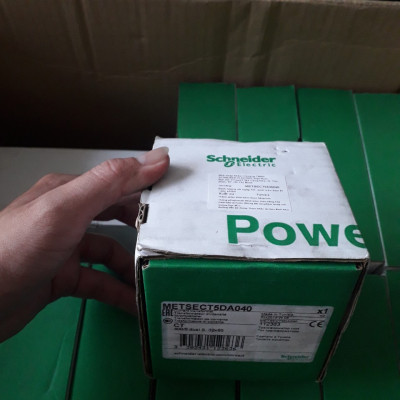 Biến dòng METSECT5DA040 CT type D Schneider 400/5 A | Chính hãng |