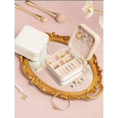 Hộp đựng trang sức mini bằng da
