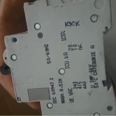 Cầu dao điện Schneider 24367 MCB 4P 40A , Icu: 10kA-415V