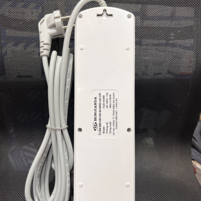 Ổ cắm điện đa năng Honjianda HJD-0448B -13A dây 3 mét hàng chính hãng màu ngẫu nhiên