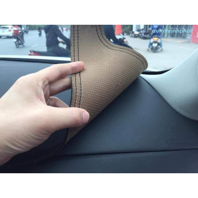 Thảm taplo xe VINFAT FADIL ĐỜI 2019 - 2022 Cao cấp, chống nóng, chống trơn trượt