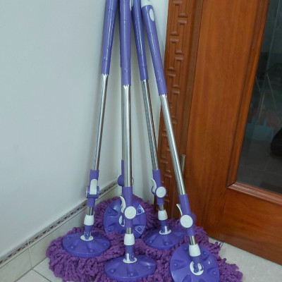 Cây Lau Nhà Xoay 360 Độ Cao Cấp - Giao màu ngẫu nhiên