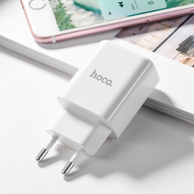 Củ Sạc Hoco C62A - 2 Cổng  USB - Tặng Cáp Micro Usb - Chính Hãng 