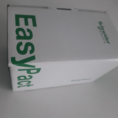 CẦU DAO MCCB 3P - 40A EZC100F3040 Schneider