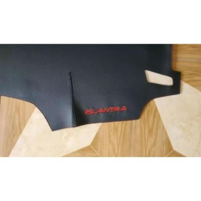 Thảm taplo da vân cacbon dành cho dòng xe mitsubishi xpander 2019