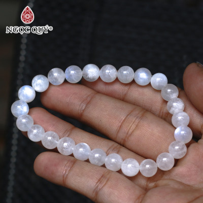 Vòng tay đá moonstone mệnh thủy, kim - Ngọc Quý Gemstones