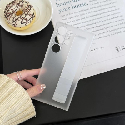 Ốp Lưng Cho Samsung Galaxy S25 Ultra Nhám Likgus Strap Siêu Mỏng Bảo Vệ Camera Kèm Dây Silicone Tiện Lợi - Hàng chính hãng