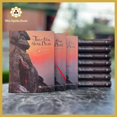 Sách - Theo Dấu Chân Phật - Tỳ Khưu Chơn Tín - Vĩnh Nghiêm Books