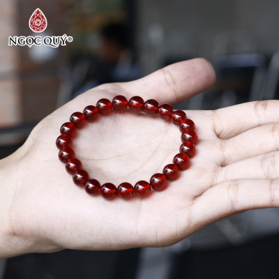Vòng tay đá ngọc hồng lưu garnet AAA size hạt 8mm mệnh hỏa, thổ - Ngọc Quý Gemstones