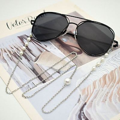 Dây đeo gọng kính hạt ngọc nhỏ bất đối xứng ấn tượng nổi bật