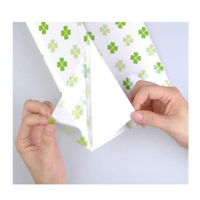 Tranh dán tường hoa sen vàng trang trí phòng khách phòng thờ sẵn keo ,dễ dán(có in theo kích thước yêu cầu)