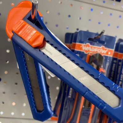 DAO RỌC GIẤY 18X100MM WSK2913 WADFOW - HÀNG CHÍNH HÃNG