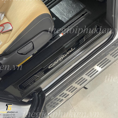 Bộ ỐP CHỐNG TRẦY BẬC CỬA VÀ BẬC CỐP CACBON Kia Carnival