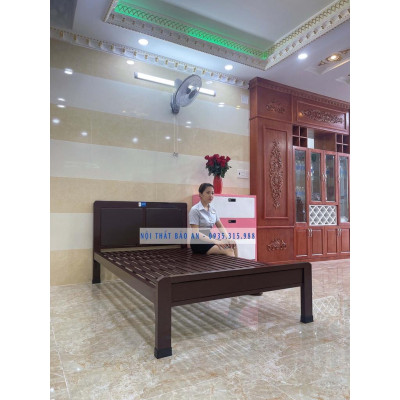 Giường sắt khung hộp kiểu mới bọc simili - Kích thước 1mx2m