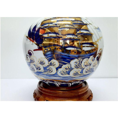 Bình hút lộc " Thuận buồm xuôi gió" vẽ vàng