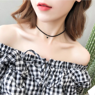 Combo 5 cái vòng cổ Choker ren cao cấp, phong cách Hàn Quốc thể hiện sự trẻ trung, năng động ,có thể kết hợp với trang phục hàng ngày,rất hợp với các dịp lễ tạo nên sự thu hút và nổi bật cho cổ bạn 
