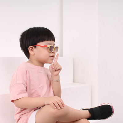 Gọng kính mát trẻ em siêu nhẹ siêu bền 2412-1