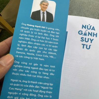 (Combo 2 cuốn) NỬA GÁNH SUY TƯ - 50 CÂU HỎI VỀ NHÂN SINH QUAN – Hoàng Mạnh Hải - Saigon Books