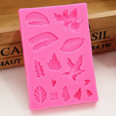 Khuôn silicon làm rau câu 13 chiếc lá - Mã số 1058