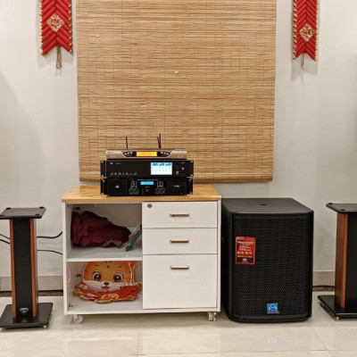 Chân loa chống rung Venza Bm 70 - hàng chính hãng (1 đôi)