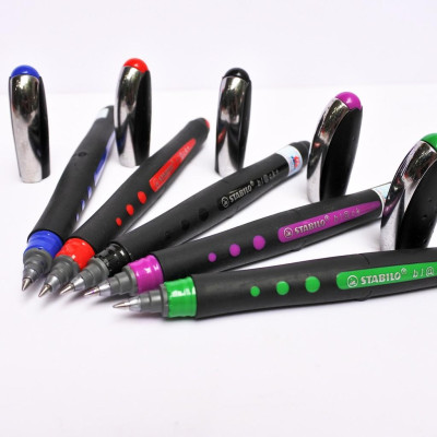 Hộp 10 Bút bi ký STABILO bl@ck F 0.7mm (BLKF/10) - Đỏ