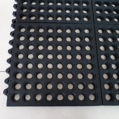 Thảm cao su chống trượt bếp KM001