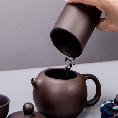 Bộ Bình Trà Tử Sa Mini Có Túi Đựng Đi Du Lịch Tiện Lợi Thích Hợp 2 - 4 Người Dùng Gồm 1 Ấm Trà, 4 Tách, 1 Bình Đựng Trà 