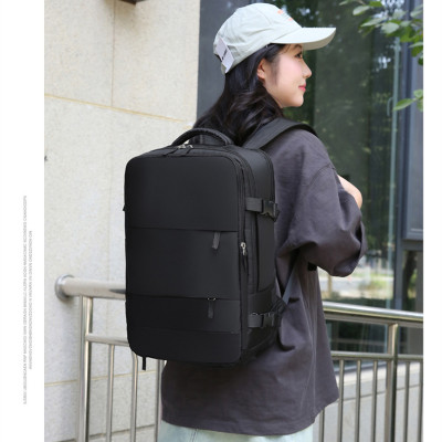 Balo laptop (15.6 inch) phong cách hiện đại - BEE GEE BLLT5625