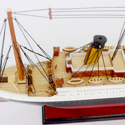 Mô hình tàu du lịch Titanic cao cấp (không điện, 60cm)