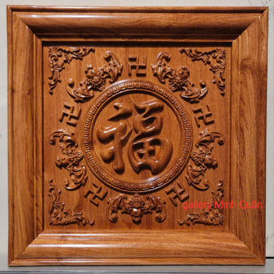 Chữ Ngũ Phúc (chữ Phúc 5 con dơi) treo trấn phong thủy