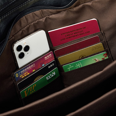 Túi xách nam DA BÒ THẬT phong cách mới – BEE GEE CCS5555