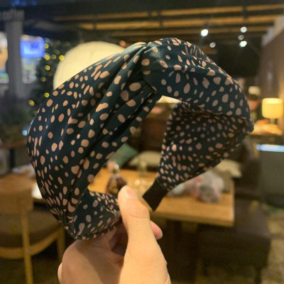 Bờm chấm bi bản to cá tính