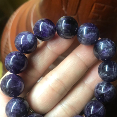 VÒNG THẠCH ANH TÍM TỰ NHIÊN 14LY NÈ CÁC ANH NAM MỆNH HỎA MỆNH THỔ 