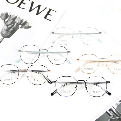 Gọng kính Titanium cao cấp thời trang nam nữ Ouress BL7217