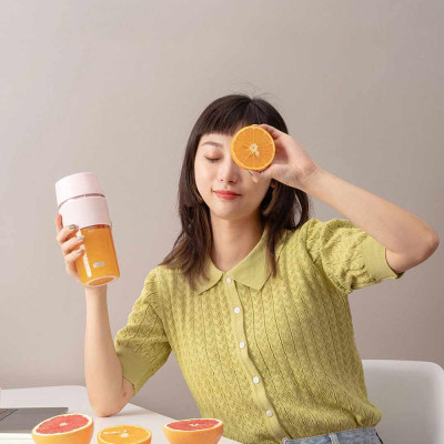 Máy xay sinh tố , ép trái cây mini cầm tay,lưỡi bằng thép không gỉ