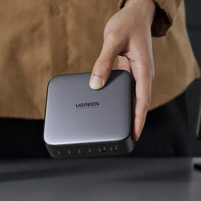 Ugreen UG40914CD271TK 200W cáp nguồn dài 2M chuẩn cắm EU Màu Xám Bộ sạc nhanh có 4 cổng USB-C và 2 cổng USB-A - HÀNG CHÍNH HÃNG