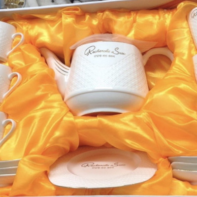 BỘ BÌNH TRÀ 6  CHÉN KÈM 7 ĐĨA VUÔNG TRẮNG SẦN - ANTH254 ( GIAO NGẪU NHIÊN )