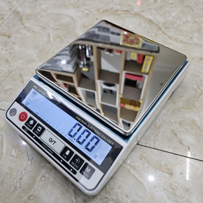 Cân Điện Tử HL 3200g 0.01g