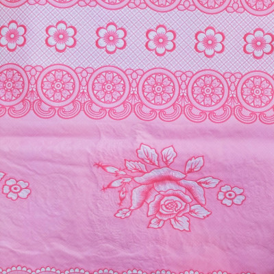 KHĂN TRẢI BÀN PAULEE 856B - HOA VĂN HỒNG - 150 CM X 264 CM - KHÔNG THẤM NƯỚC