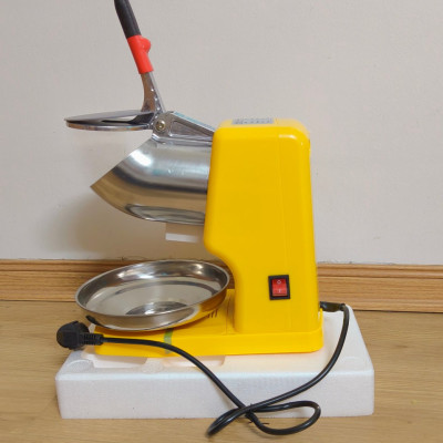 Máy Bào Đá Tuyết, Máy Làm Đá Bào, Máy Bào Đá Xay Đá Nhuyễn công nghiệp cổ cao hàng nhập khẩu