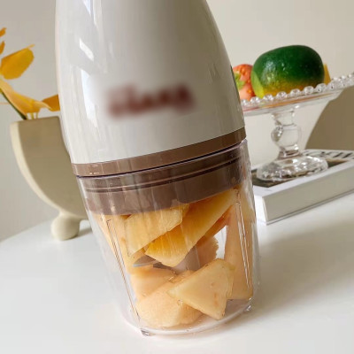 Máy xay  thực phẩm nhà bếp  với 4 lưỡi dao siêu tốc nhỏ gọn và tiện lợi tiết kiệm thời gian 