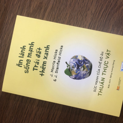 Sách Ăn lành sống mạnh, trái đất thêm xanh, tặng sách Sống mạnh mẽ