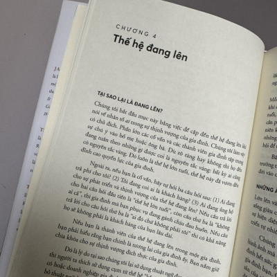 [Bìa cứng] THỊNH VƯỢNG GIA TỘC - James E. Hughes, Jr. Susan E. Massenzio, Keith Whitaker - Vũ Trọng Đại, Nguyễn Thanh Minh - Times - NXB Dân Trí.
